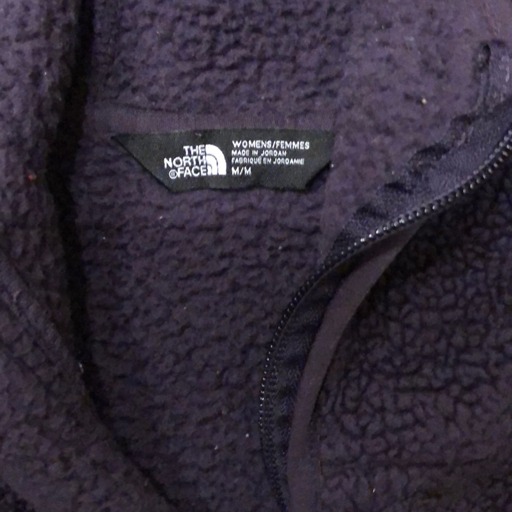 North face pullover